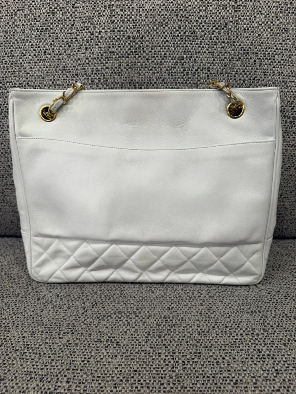 Chanel Vintage Lambskin Quilted Shoulder Bag white-